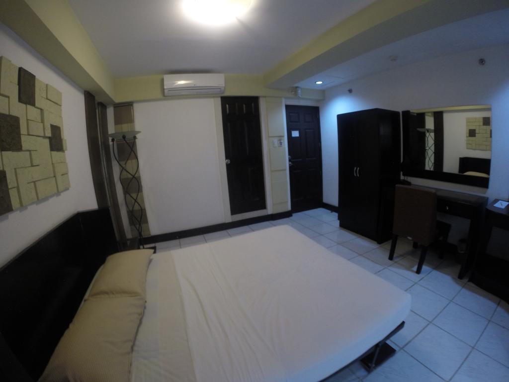 Urban Inn Iloilo Exterior foto